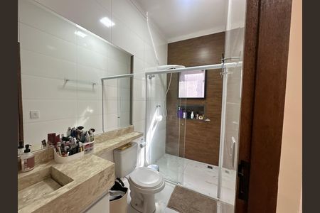 Casa de condomínio à venda com 118m², 2 quartos e 2 vagas Casa de condomínio à venda com 118m², 2 quartos e 2 vagasBanheiro da Suíte 2