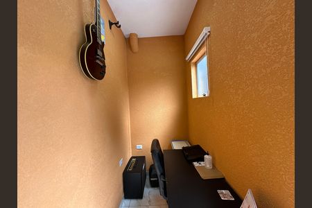 Casa de condomínio à venda com 118m², 2 quartos e 2 vagas Casa de condomínio à venda com 118m², 2 quartos e 2 vagasEscritório
