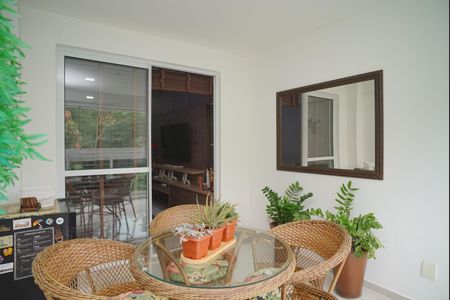 Apartamento à venda com 104m², 3 quartos e 2 vagasVaranda
