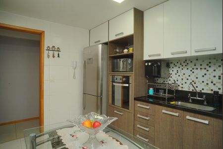 Apartamento à venda com 104m², 3 quartos e 2 vagasCozinha