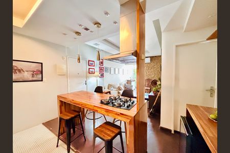 Apartamento para alugar com 90m², 2 quartos e sem vaga Apartamento para alugar com 90m², 2 quartos e sem vagaCozinha americana