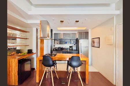 Apartamento para alugar com 90m², 2 quartos e sem vaga Apartamento para alugar com 90m², 2 quartos e sem vagaCozinha americana