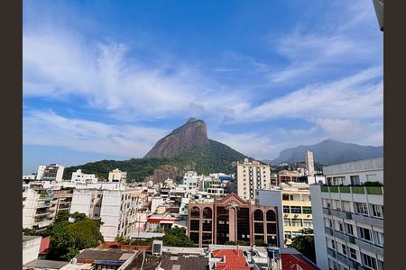 Sala - vista livre para o morro dois irmãos de apartamento para alugar com 2 quartos, 90m² em Leblon, Rio de Janeiro