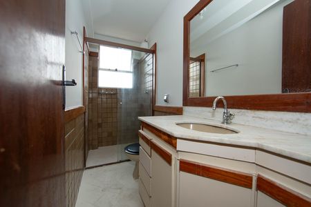 Apartamento à venda com 101m², 3 quartos e 1 vagaBANHEIRO