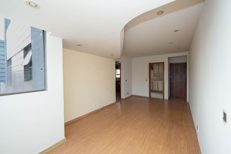 SALA de apartamento à venda com 3 quartos, 101m² em Coração Eucarístico, Belo Horizonte