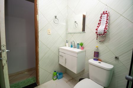 Casa para alugar com 180m², 3 quartos e 4 vagas Casa para alugar com 180m², 3 quartos e 4 vagasBanheiro da Suíte