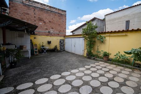 Casa para alugar com 180m², 3 quartos e 4 vagas Casa para alugar com 180m², 3 quartos e 4 vagasGaragem