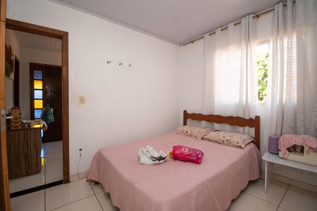 Casa para alugar com 180m², 3 quartos e 4 vagas Casa para alugar com 180m², 3 quartos e 4 vagasQuarto 2