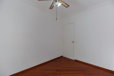 Apartamento para alugar com 60m², 2 quartos e 2 vagas Apartamento para alugar com 60m², 2 quartos e 2 vagasQuarto