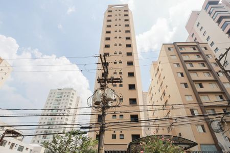 Apartamento para alugar com 60m², 2 quartos e 2 vagas Apartamento para alugar com 60m², 2 quartos e 2 vagasFachada do prédio