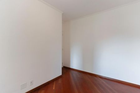 Apartamento para alugar com 60m², 2 quartos e 2 vagas Apartamento para alugar com 60m², 2 quartos e 2 vagasSuíte