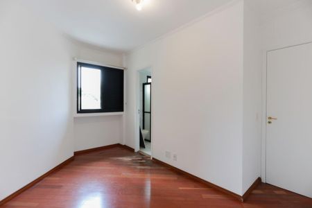 Apartamento para alugar com 60m², 2 quartos e 2 vagas Apartamento para alugar com 60m², 2 quartos e 2 vagasSuíte