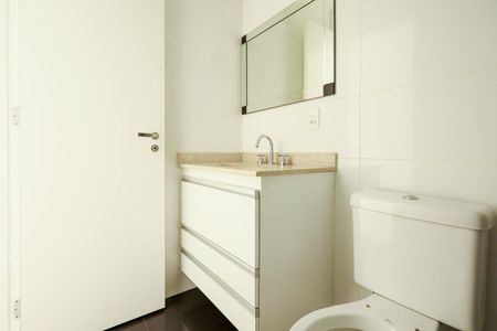 Apartamento à venda com 72m², 3 quartos e 2 vagas Apartamento à venda com 72m², 3 quartos e 2 vagasBanheiro Social