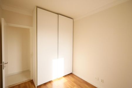 Apartamento à venda com 72m², 3 quartos e 2 vagas Apartamento à venda com 72m², 3 quartos e 2 vagasQuarto 2