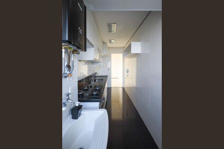 Apartamento à venda com 72m², 3 quartos e 2 vagas Apartamento à venda com 72m², 3 quartos e 2 vagasÁrea de Serviço