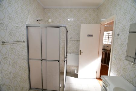 Casa para alugar com 216m², 1 quarto e 3 vagasBanheiro