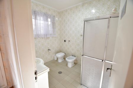Casa para alugar com 216m², 1 quarto e 3 vagasBanheiro