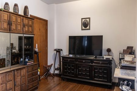 Sala de apartamento à venda com 2 quartos, 150m² em Alto Barroca, Belo Horizonte