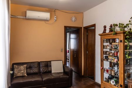 Sala de apartamento à venda com 2 quartos, 150m² em Alto Barroca, Belo Horizonte