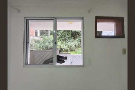 Casa para alugar com 60m², 1 quarto e sem vaga