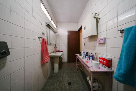 Casa para alugar com 140m², 3 quartos e 1 vaga Casa para alugar com 140m², 3 quartos e 1 vagaBanheiro