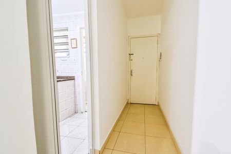 Apartamento para alugar com 42m², 1 quarto e sem vaga Apartamento para alugar com 42m², 1 quarto e sem vagaCorredor