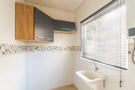 Casa de condomínio para alugar com 110m², 3 quartos e 1 vaga Casa de condomínio para alugar com 110m², 3 quartos e 1 vagaLavanderia