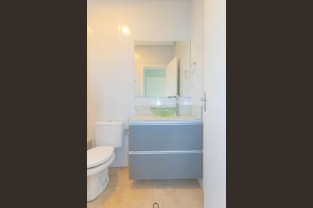 Casa de condomínio para alugar com 110m², 3 quartos e 1 vaga Casa de condomínio para alugar com 110m², 3 quartos e 1 vagaBanheiro da Suíte