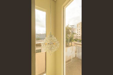 Casa de condomínio para alugar com 110m², 3 quartos e 1 vaga Casa de condomínio para alugar com 110m², 3 quartos e 1 vagaEscada/corredor