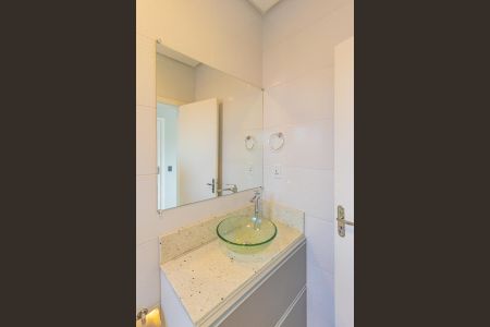 Casa de condomínio para alugar com 110m², 3 quartos e 1 vaga Casa de condomínio para alugar com 110m², 3 quartos e 1 vagaBanheiro da Suíte