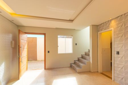 Casa de condomínio para alugar com 110m², 3 quartos e 1 vaga Casa de condomínio para alugar com 110m², 3 quartos e 1 vagaSala
