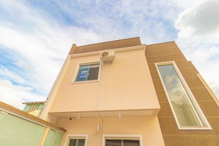 Casa de condomínio para alugar com 110m², 3 quartos e 1 vaga Casa de condomínio para alugar com 110m², 3 quartos e 1 vagaFachada/Placa