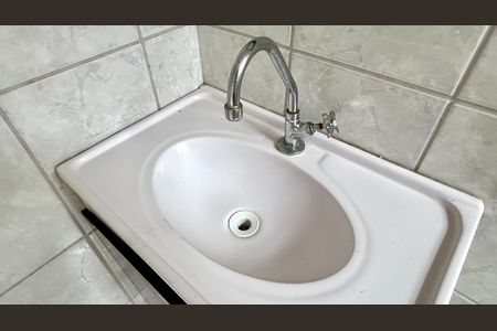 Apartamento para alugar com 49m², 2 quartos e 1 vaga Apartamento para alugar com 49m², 2 quartos e 1 vagaBanheiro