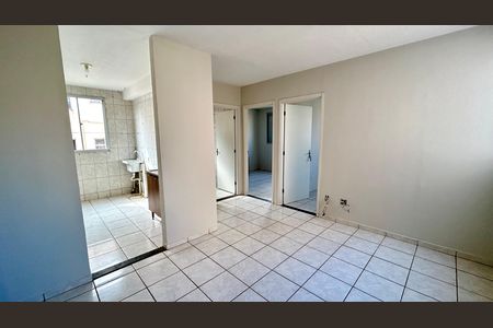Sala de apartamento para alugar com 2 quartos, 49m² em Vila Alzira, Guarulhos