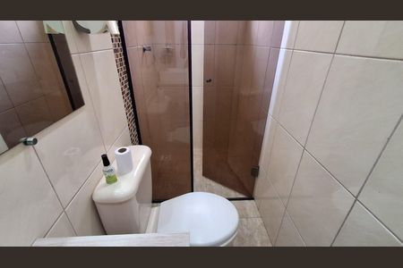 Casa para alugar com 70m², 2 quartos e sem vaga Casa para alugar com 70m², 2 quartos e sem vagaBanheiro Social