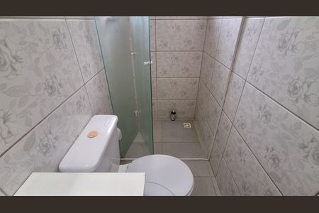 Casa para alugar com 70m², 2 quartos e sem vaga Casa para alugar com 70m², 2 quartos e sem vagaBanheiro Suíte