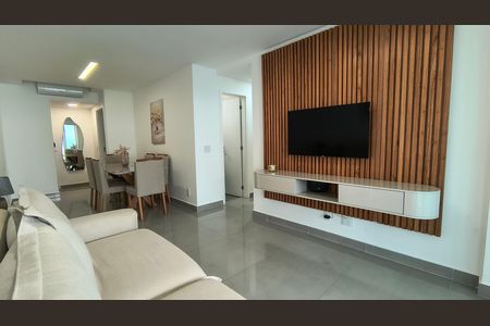 Sala de apartamento para alugar com 2 quartos, 90m² em Recreio dos Bandeirantes, Rio de Janeiro