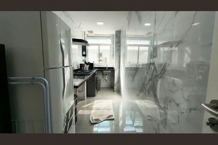 Apartamento para alugar com 90m², 2 quartos e 2 vagasCozinha e Área de Serviço 