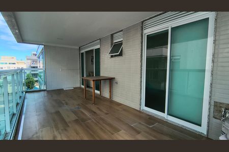 Varanda  de apartamento para alugar com 2 quartos, 90m² em Recreio dos Bandeirantes, Rio de Janeiro