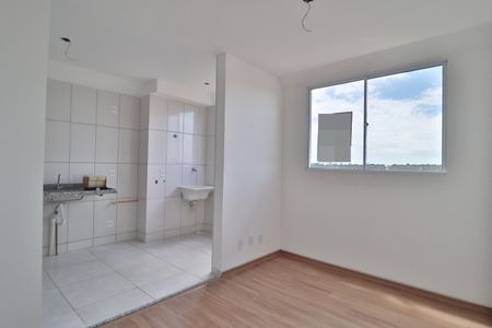 Sala de apartamento para alugar com 2 quartos, 47m² em Chácaras Tubalina E Quartel, Uberlândia