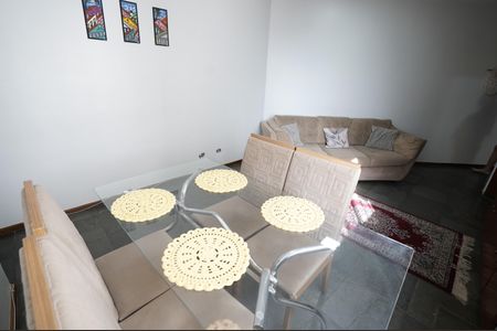 Apartamento para alugar com 2 quartos, 78m² em Setor Bueno, Goiânia
