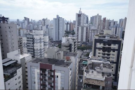 Apartamento para alugar com 78m², 2 quartos e 1 vaga