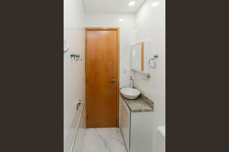 Apartamento para alugar com 52m², 2 quartos e sem vagaBanheiro