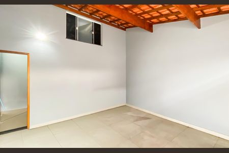 Casa para alugar com 60m², 2 quartos e sem vaga Casa para alugar com 60m², 2 quartos e sem vagaGaragem