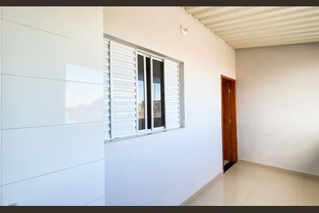 Casa para alugar com 60m², 2 quartos e 1 vaga Casa para alugar com 60m², 2 quartos e 1 vagaÁrea de Serviço