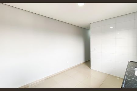 Casa para alugar com 60m², 2 quartos e 1 vaga Casa para alugar com 60m², 2 quartos e 1 vagaCozinha