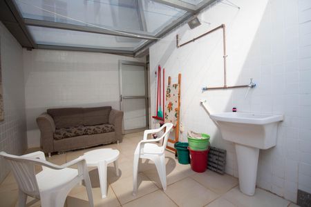 Studio para alugar com 45m², 1 quarto e 1 vaga Studio para alugar com 45m², 1 quarto e 1 vagaVaranda