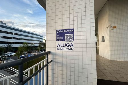Studio para alugar com 45m², 1 quarto e 1 vaga Studio para alugar com 45m², 1 quarto e 1 vagaPlaca