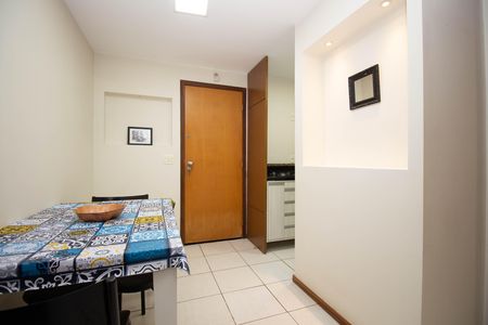 Studio para alugar com 45m², 1 quarto e 1 vaga Studio para alugar com 45m², 1 quarto e 1 vagaSala