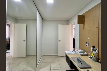 Apartamento à venda com 45m², 2 quartos e 1 vagaQuarto 2